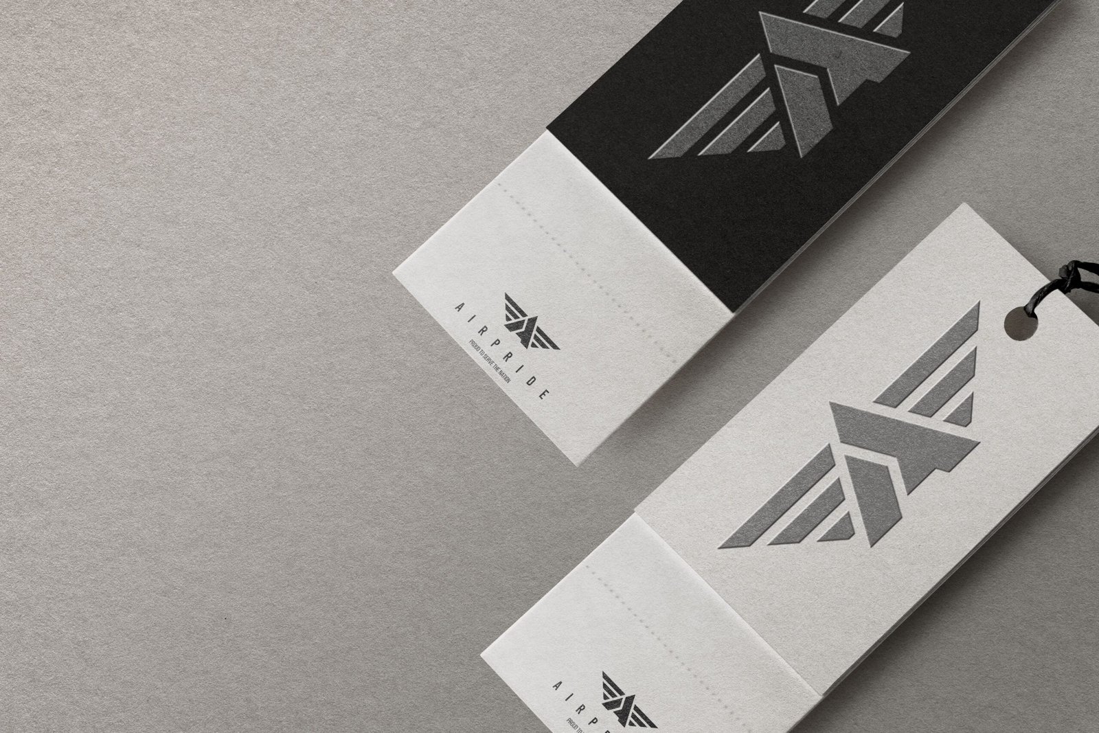 rm355-235-card-01-label-google-mockup-min