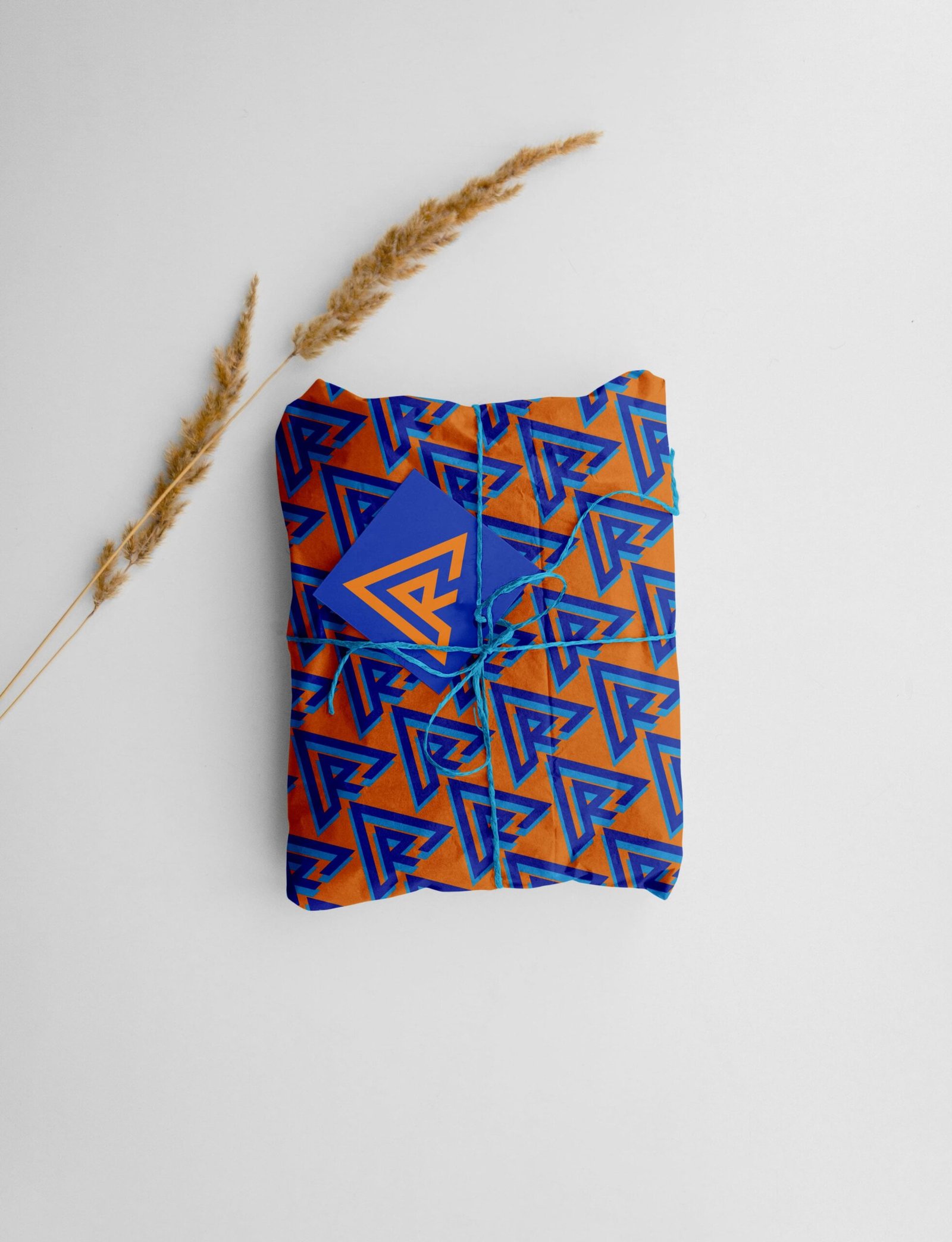 Gift PSD Mockup 1 15
